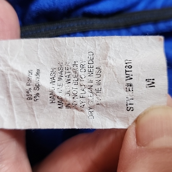 Made by Johnny top, size M - Picture 3 of 3